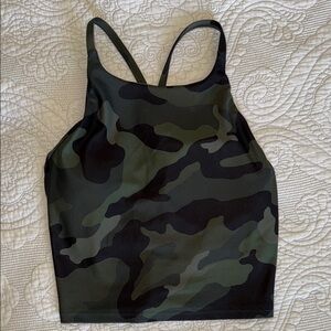 ON Active Camo Tank